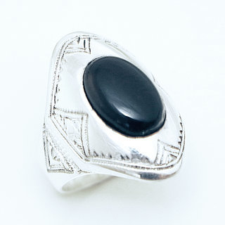 Bijoux touareg ethniques bague en argent 925 massif femme ovale navette longue grave et pierre fine Onyx noir fonc - Niger 023 a