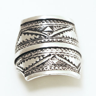 Bijoux ethniques touareg bague en argent 925 massif homme femme chevalire carre grave - Niger 100 b