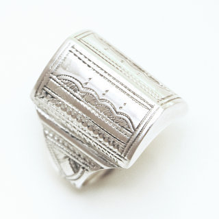 Bijoux ethniques touareg bague en argent 925 massif homme femme chevalire large volume relief grave - Niger 104