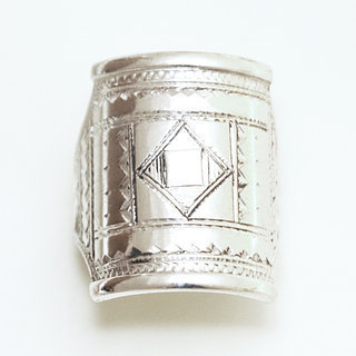 Bijoux ethniques touareg bague en argent 925 massif homme femme chevalire large carre grave - Niger 108 b