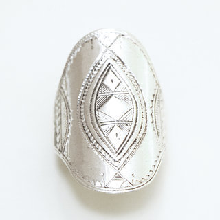 Bijoux ethniques touareg bague en argent 925 massif homme femme longue navette grave - Niger 115 b