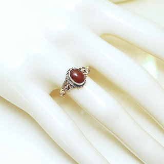 Bijoux ethniques Indiens bague en argent 925  femmes filigranes spirales et pierres semi-prcieuses fine ovale Cornaline orange marron - Inde 063Sb