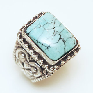 Bijoux ethniques indiens bague en argent 925 massif femme homme chevalire rectangulaire rectangle longue filigranes perle grave et pierre fine Turquoise naturelle npalais - Npal 046