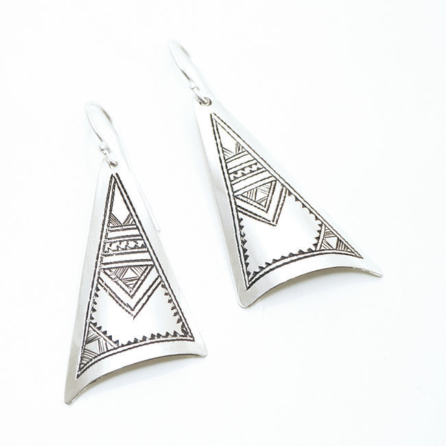 Boucles d'oreilles argent massif 925 touareg pendantes triangle - Niger 052