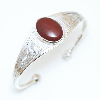 Bijoux ethniques touareg bracelet manchette en argent 925 massif homme femme grav large et pierre fine ovale Cornaline orange marron boule Tesibit - Niger 008 a