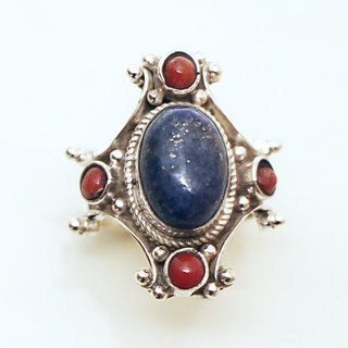 Bijoux ethniques indiens bague chevalire en argent massif 925 Croix Tibtaine pierre fine corail lapis-lazuli grav filigrane npalais - 066R Npal Tibet B