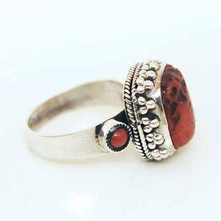 Bijoux ethniques indiens bague chevalire en argent massif 925 Carr Tibtaine pierre fine corail grav filigrane npalais - 067 Npal Tibet c