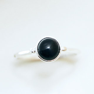 Bijoux ethniques Indiens bague fine en argent 925 minimaliste femme design pierre semi-prcieuse onyx - Inde 102 b