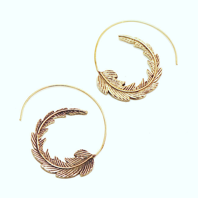 Boucles d'oreilles créoles spirales filigranes plumes dorées - Inde 018