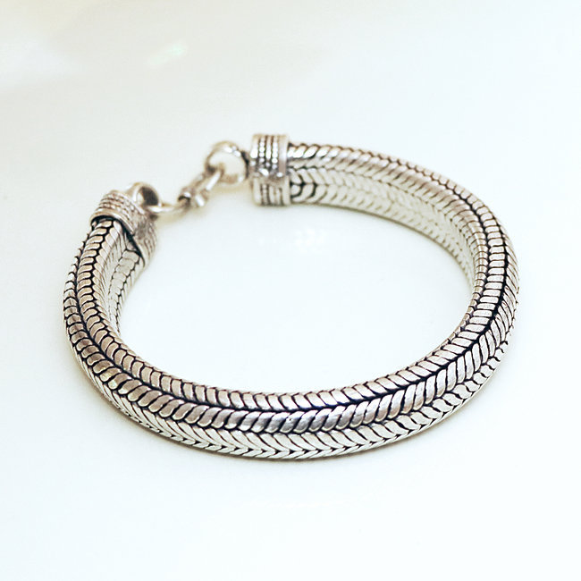 Bracelet chaîne snake serpent argenté demi-bombé 1,3 cm - Inde 037