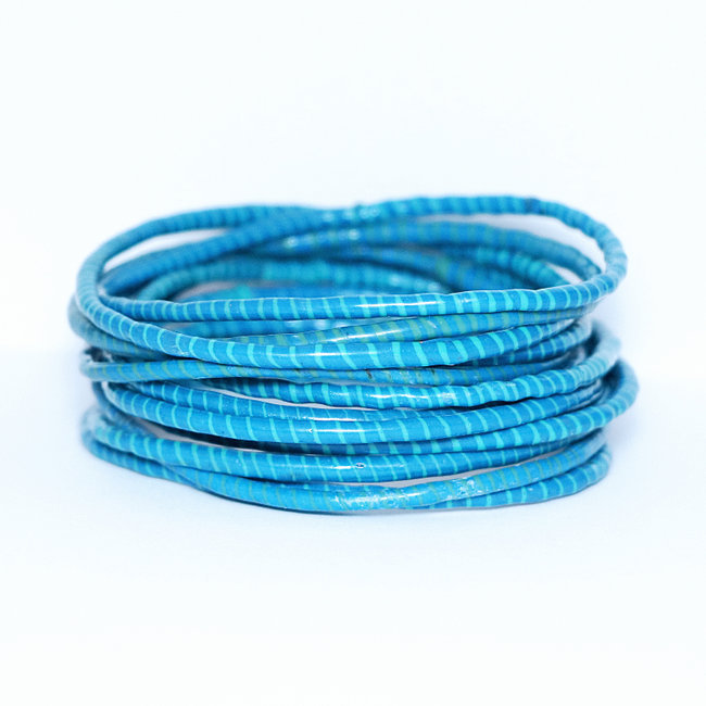 Lot de 12 bracelets Jokko en plastique recyclé Turquoise cyan - Mali 001