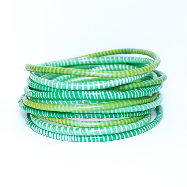 Lot de 12 bracelets Jokko en plastique recyclé mix Vert tilleul - Mali 012