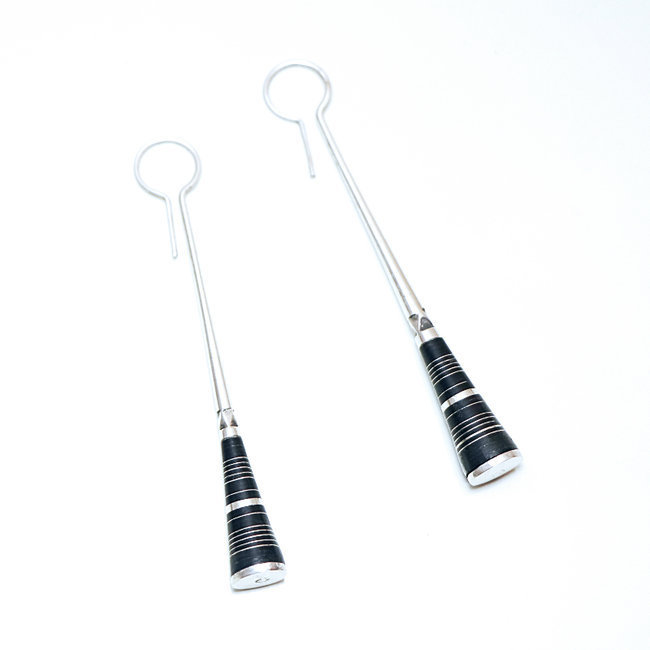 Boucles d'oreilles rondes touareg pilon argent 925 et ébène - Niger 077