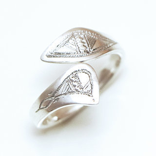 Bijoux ethniques touareg bague en argent 925 femme fine rglable ajustable ouverte grave pointe losange chevron - Niger 151