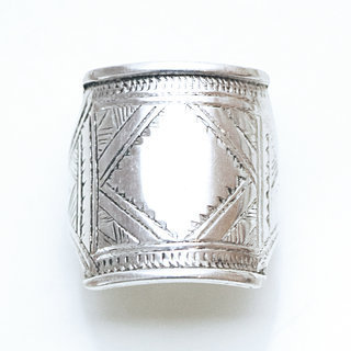 Bijoux ethniques touareg bague en argent 925 massif chevalire homme femme large grave motifs losanges carr - Niger 171 c