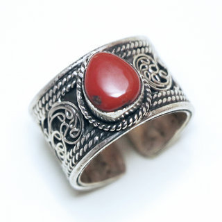 Bijoux ethniques indiens bague en argent 925 massif homme femme large filigranes et pierre fine ovale corail orange rouge rglable ajustable ouverte npalais - Npal 003