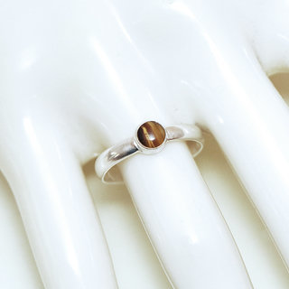 Bijoux ethniques Indiens bague en argent 925 artisanal minimaliste femme design pierres semi-prcieuses Oeil de Tigre marron noir - Inde 128b