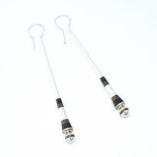 Bijoux ethniques touareg boucles d'oreilles femme en argent 925 pendantes pilon massues lisses et bois bne - Niger 116a