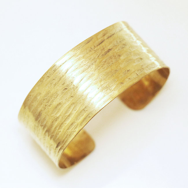 Bracelet large martelé en bronze doré - Mali 006