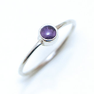 Bijoux ethniques Indiens bague en argent 925 massif femme fille fine petite ronde pierre Amthyste mauve violet violette - Inde 123