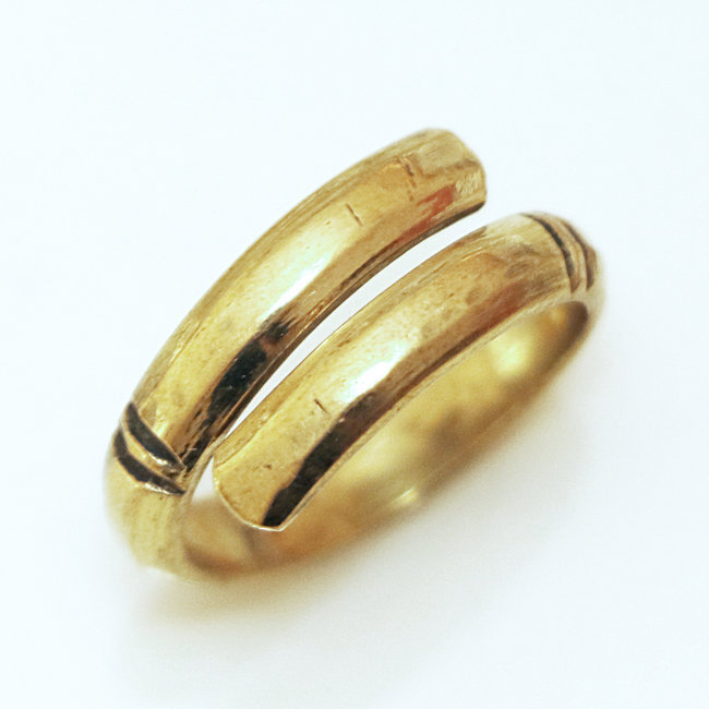 Bague anneau bandeau Peul-Fulani réglable bronze doré - Mali 025