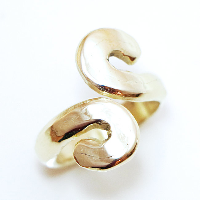 Bague anneau volutes Peul-Fulani réglable bronze doré - Mali 005