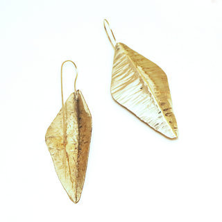 Bijoux ethniques contemporains boucles d'oreilles femmes pendantes marteles dores plaqu or feuille peul fulani bronze dor africains - Mali 090 c