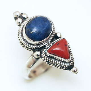 Bijoux ethniques indiens bague en argent 925 et pierre fine grande ovale triangle filigranes Lapis-Lazuli bleu vritable et corail rouge npalais - Npal 304