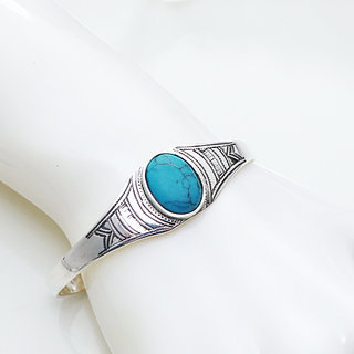 Bijoux ethniques touareg bracelet en argent 925 massif femme ovale grav ouvert ajustable rglable pierre fine manchette cabochon howlite turquoise - Niger 020 b