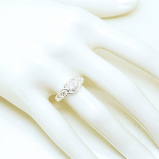 Bijoux ethniques Indiens bague en argent 925 massif femme jeune fille fine petite ovale ajourée ouverte facettes verre oxyde de zirconium blanc - Inde 132 b