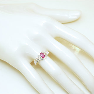 Bijoux ethniques Indiens bague en argent 925 massif femme jeune fille fine petite ovale ajoure ouverte facettes pierre fine corindon Rubis rose fonc - Inde 132 b