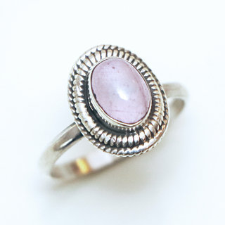 Bijoux ethniques Indiens bague en argent 925 massif femme fine petite ovale filigranes pierre fine Quartz rose - Inde 125