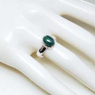 Bijoux ethniques Indiens bague en argent 925 massif et ovale classique fianailles pierre fine Malachite vritable vert - Inde 141 b