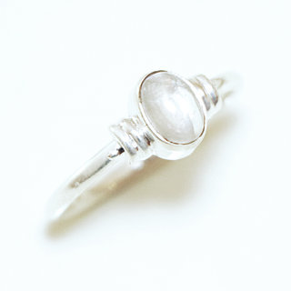 Bijoux ethniques Indiens bague en argent 925 massif et ovale pierre fine Pierre de Lune blanc nacr - Inde 142