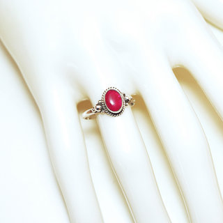 Bijoux ethniques Indiens bague en argent 925 massif femme et pierre fine ovale perles perles billes trio filigranes Ocorindon Rubis rouge rose - Inde 149 b