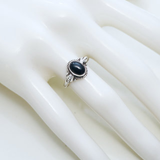 Bijoux ethniques Indiens bague en argent 925 massif pierres semi-prcieuses Onyx noir fine ovale filigranes - Inde 152b