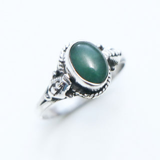 Bijoux ethniques Indiens bague en argent 925 massif pierres semi-prcieuses corindon Emeraude vert fine ovale filigranes - Inde 152a