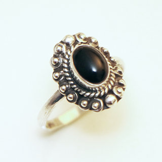 Bijoux ethniques Indiens bague en argent 925 massif femme pierres semi-prcieuses Onyx noir fine ovale perles perles billes filigranes - Inde 156a