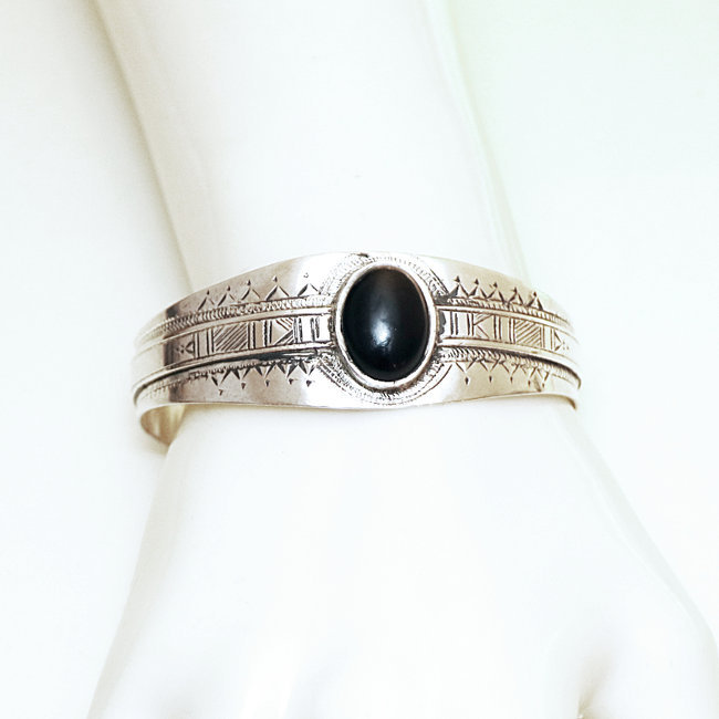 Manchette Bracelet Argent Avec 1 Pierre Onyx Noir Solide -  Sweden