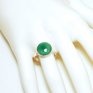 Bijoux ethniques Indiens bague argent 925 massif petites ronde facette pierre fine Agate verte - Inde 158 b