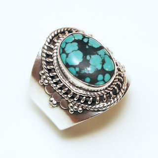 Bijoux ethniques Indiens bague argent 925 Chevalire ovale filigranes et pierre fine Turquoise naturelle vritable Veine - Inde 017S