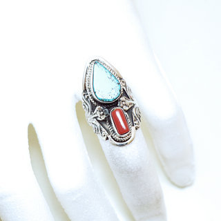 Bijoux ethniques indiens bague en argent 925 et pierre fine grande ovale triangle filigranes turquoise vritable et corail rouge npalais - Npal 172 b