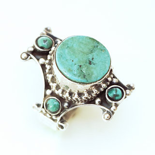 Bijoux ethniques indiens bague chevalire en argent massif 925 Croix Tibtaine pierre fine turquoise grav filigrane npalais - 312P Npal Tibet