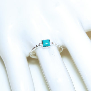 Bijoux ethniques Indiens bague argent 925 massif petite carre perles billes pierre fine howlite Turquoise - Inde 169 b