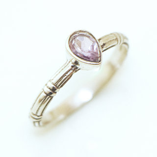 Bijoux ethniques Indiens bague argent 925 massif petite goutte grave pierre fine facettes Pierre Amthyste violet mauve - Inde 171 a