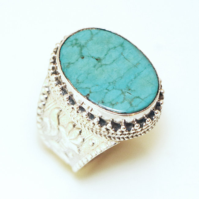 Bague chevalière ovale argent 925 et Turquoise naturelle - Népal 195