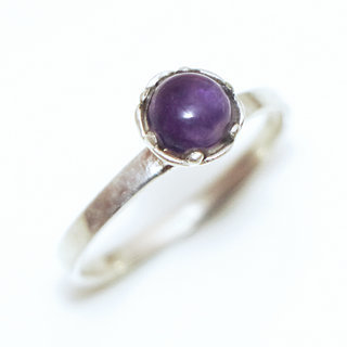 Bijoux ethniques Indiens bague argent 925 massif femme ronde filigranes et pierre fine vraie Amthyste violet mauve - Inde 194a