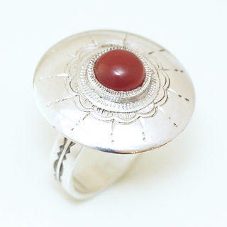 Bijoux touareg ethniques bague en argent 925 massif femme grande ronde grave et pierre fine Cornaline orange marron - Niger 045 a