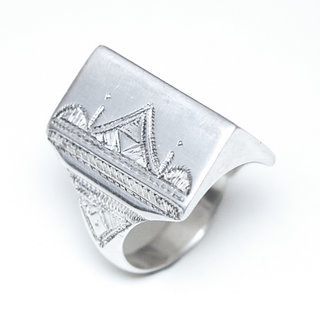 Bijoux ethniques touareg berbres bague en argent 925 massif homme femme chevalire volume mixte large gravure date prnom personnalise grav rectangle angle- Niger 217 a