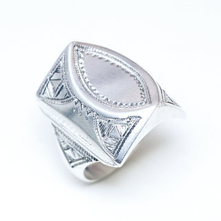 Bijoux ethniques touareg berbres bague en argent 925 massif homme femme chevalire volume mixte large gravure date prnom personnalise grav - Niger 218 a